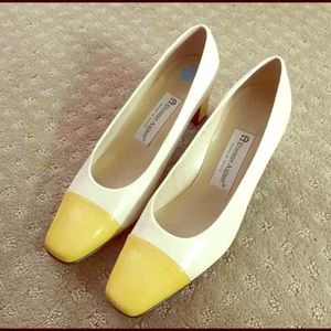 Etienne Aigner Classic Pumps